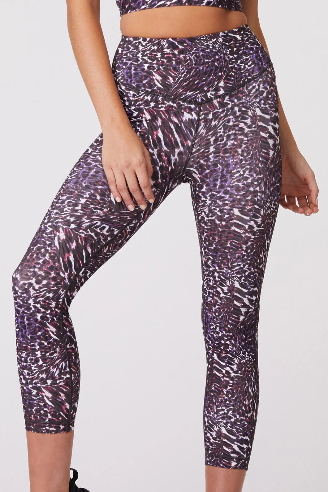 Cosmic Horizons 3/4 Legging