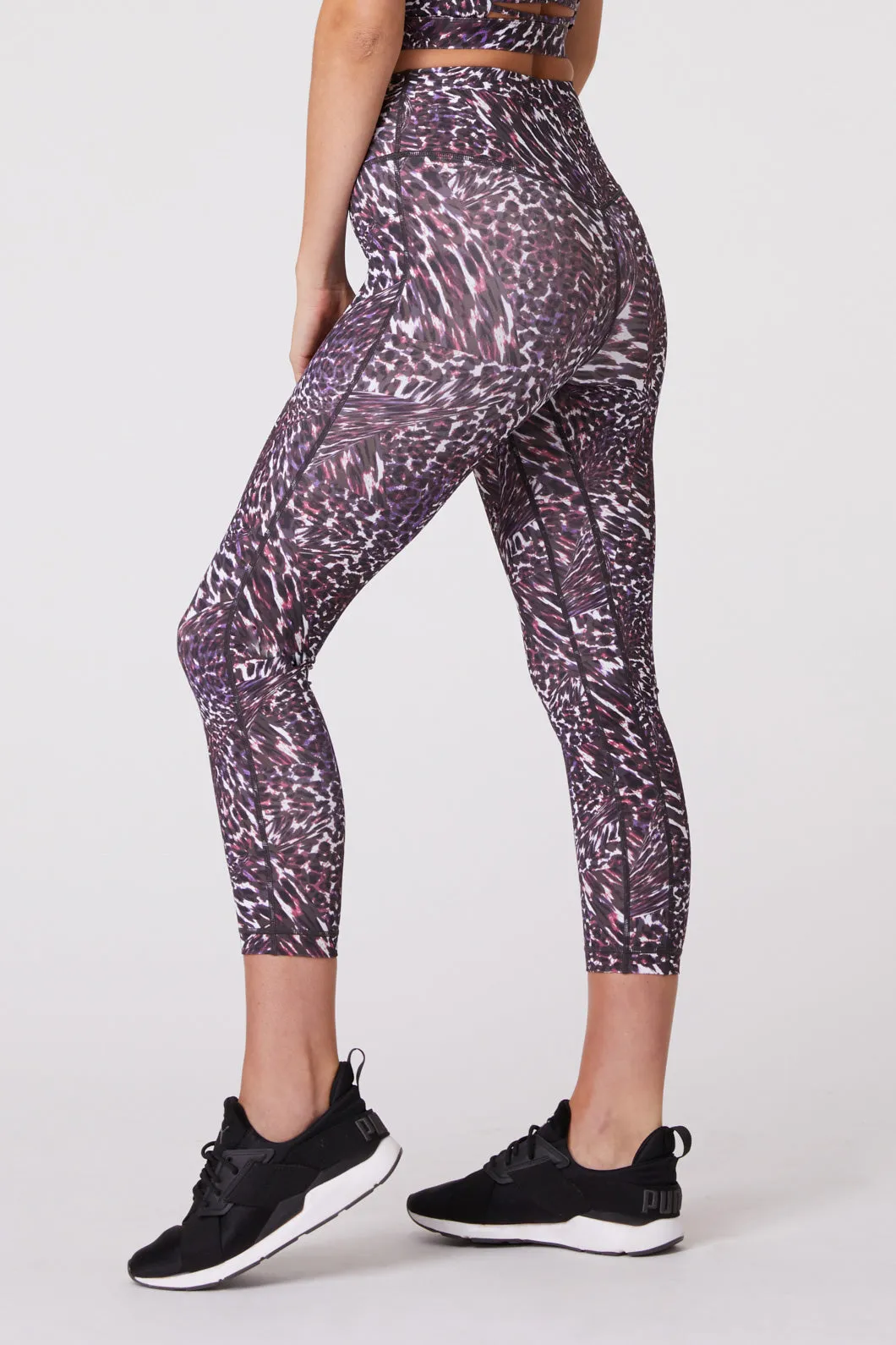 Cosmic Horizons 3/4 Legging