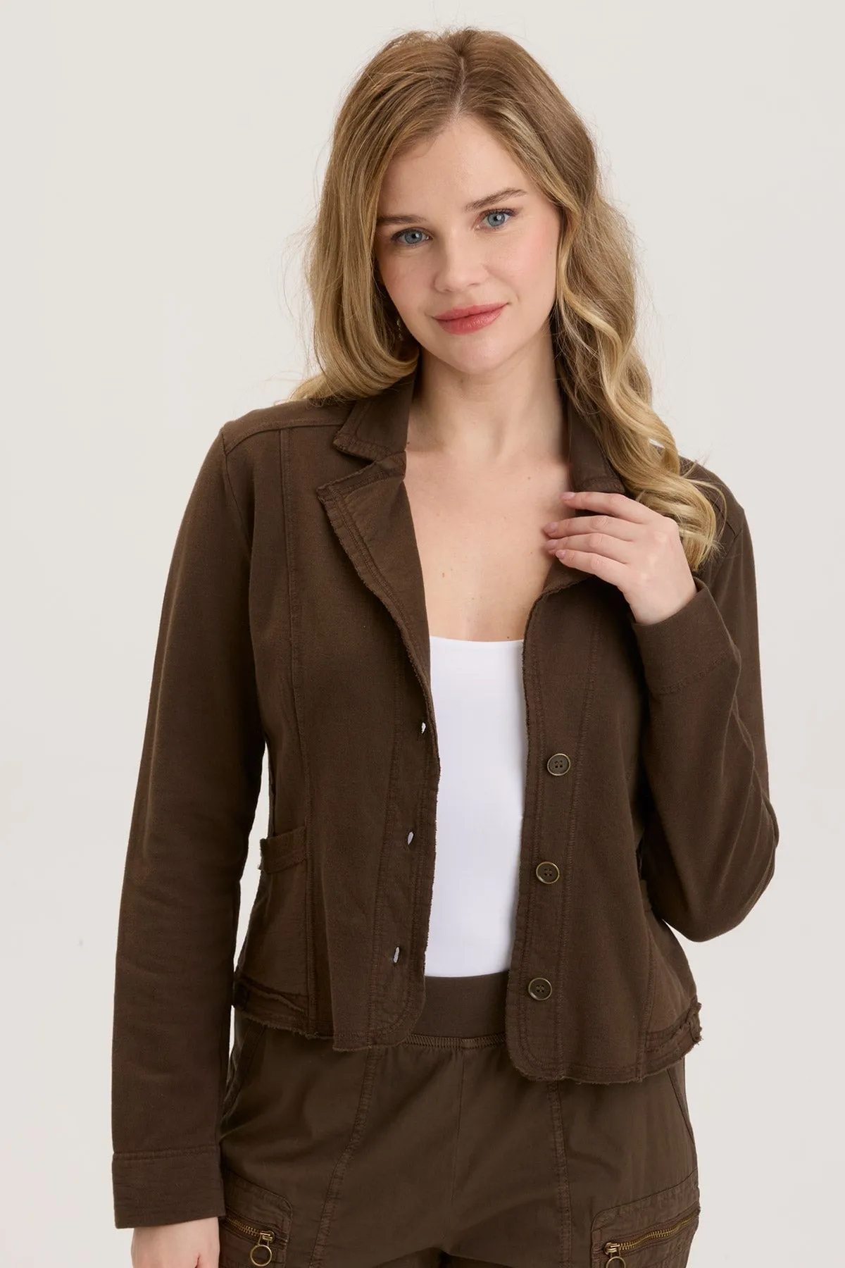 Damia Blazer