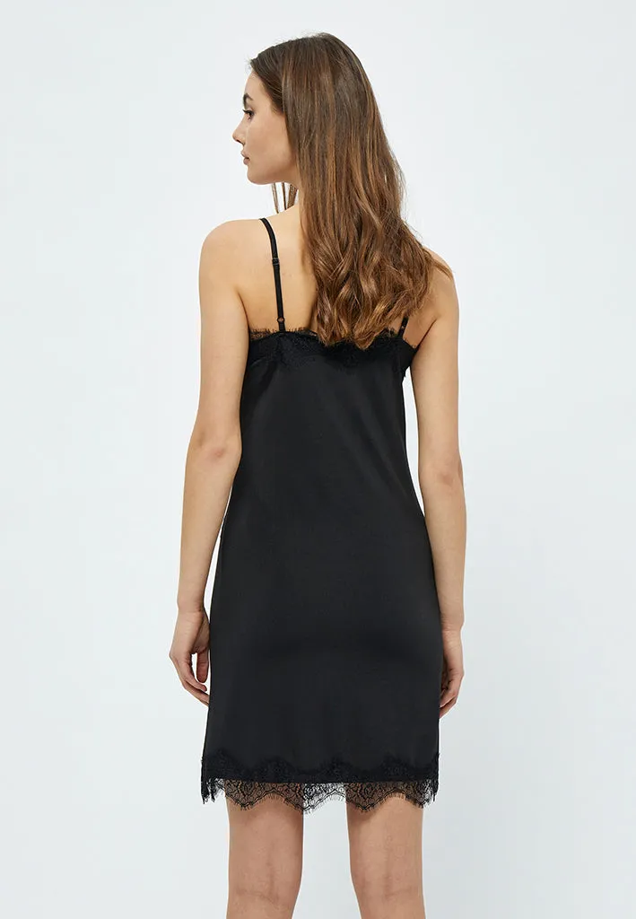 MSAsa Slipover Dress - Black