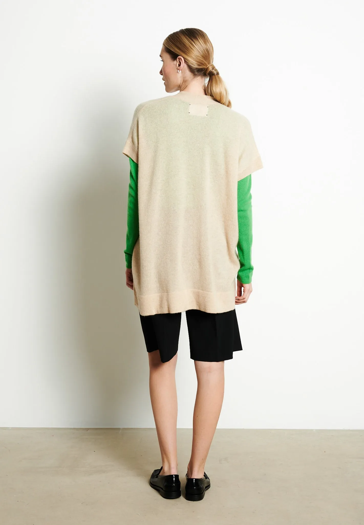 RIA 4 Kimono en cachemire beige